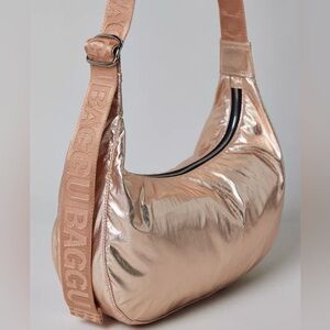 BAGGU Rose Gold Metallic Medium Crescent